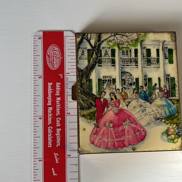 Vintage Dionysius Old South Powder Compact - Picture 9 of 11